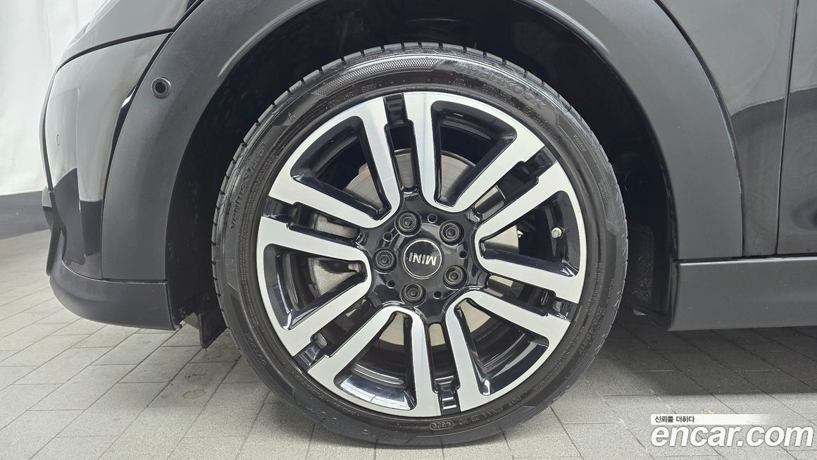 Mini Cooper 5Door Classic, 2024