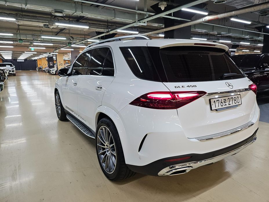 Mercedes-Benz GLE-Class GLE450 4MATIC, 2025