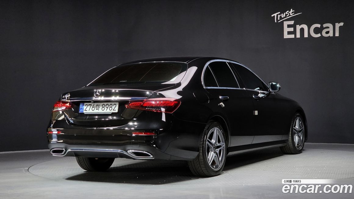 Mercedes-Benz E-Class E250 AMG Line, 2023