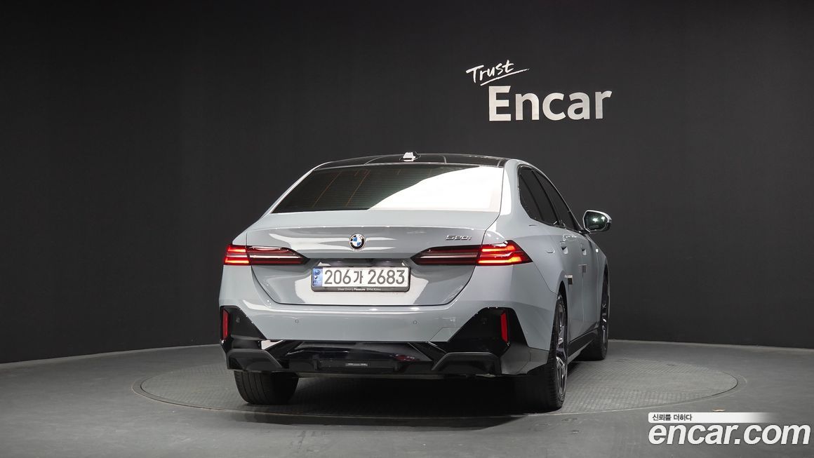 BMW 5-Series 520i M Sport, 2024