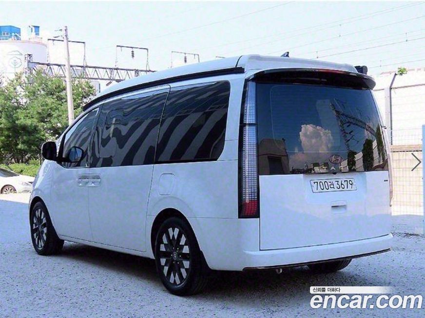 Hyundai Staria 4WD Camper, 2023