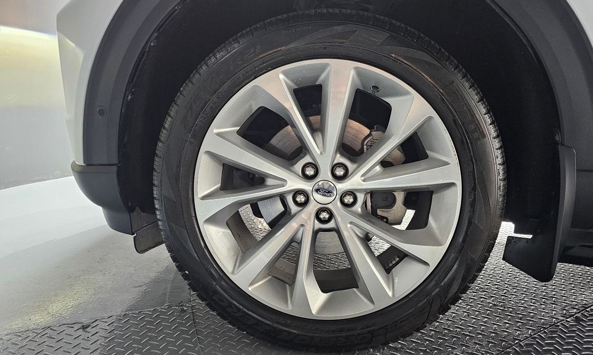 Ford Explorer 3.0 Platinum 4WD, 2022