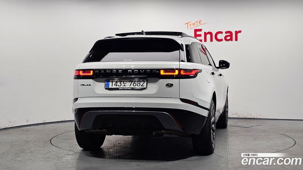 Land Rover Range Rover Velar 2.0 P250 R-Dynamic SE, 2023