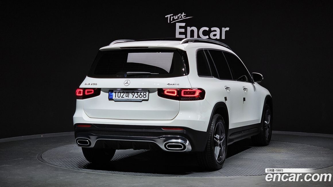 Mercedes-Benz GLB-Class GLB250 4MATIC, 2023