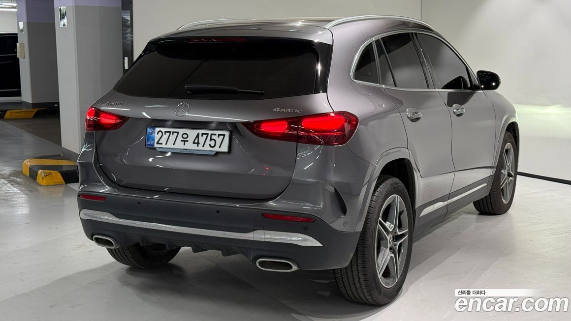 Mercedes-Benz GLA-Class GLA250 4MATIC, 2025