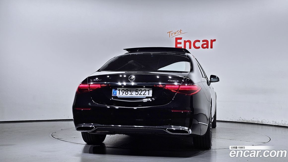 Mercedes-Benz S-Class S350 d 4MATIC, 2025