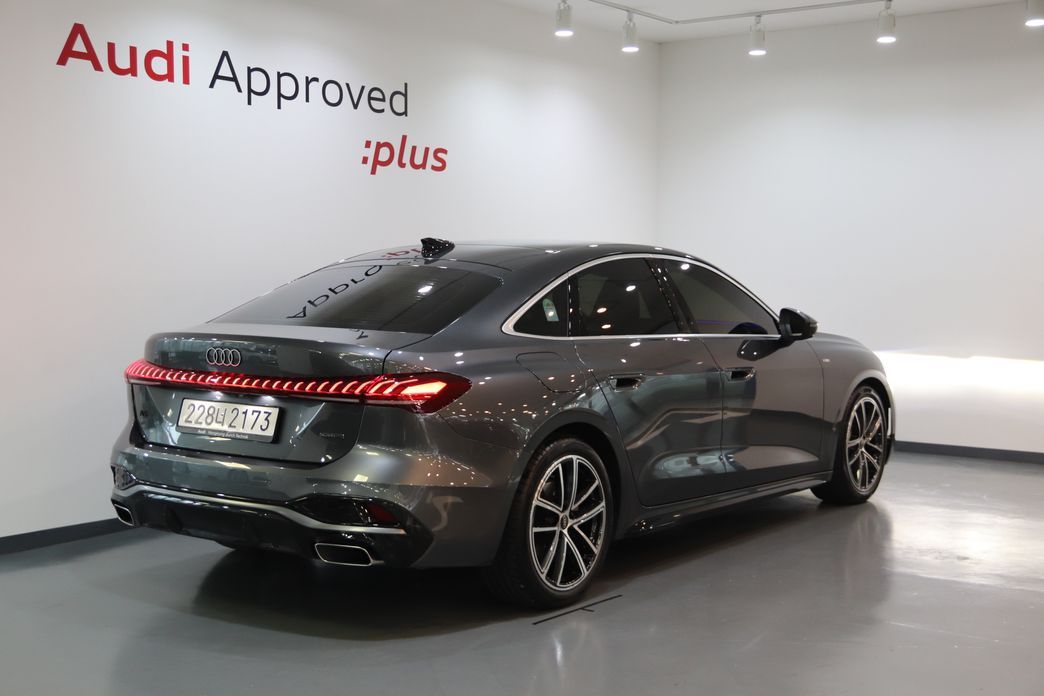 Audi A5 40 TFSI Quattro S Line, 2025