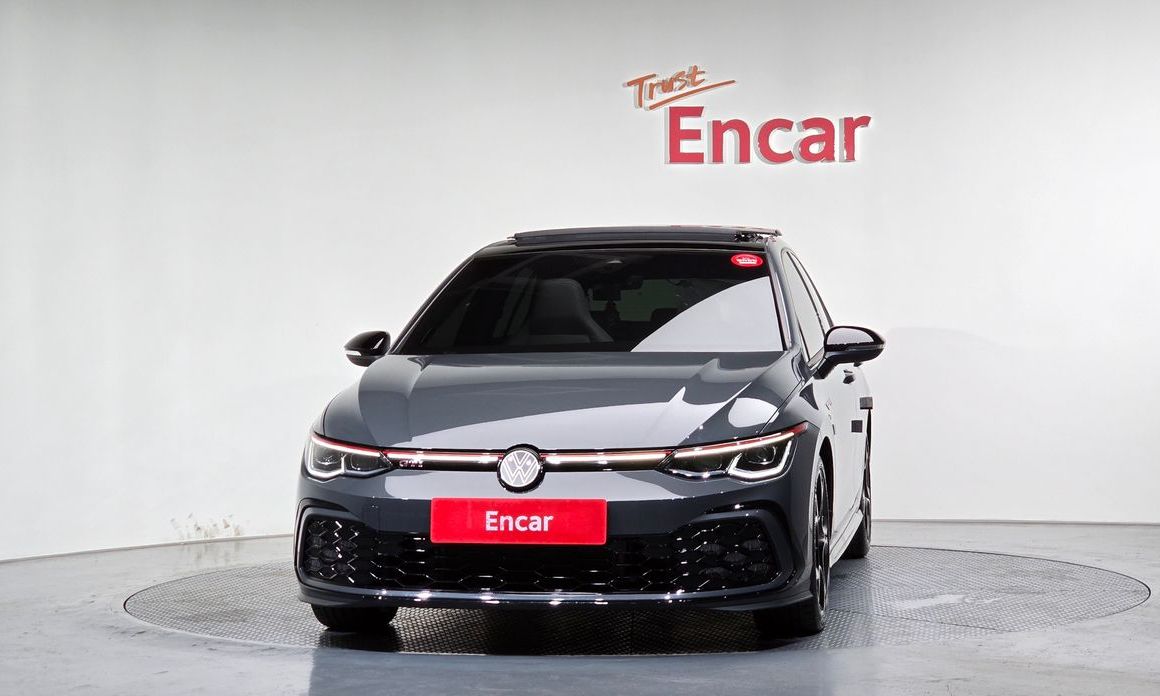 Volkswagen Golf 2.0 GTI, 2024