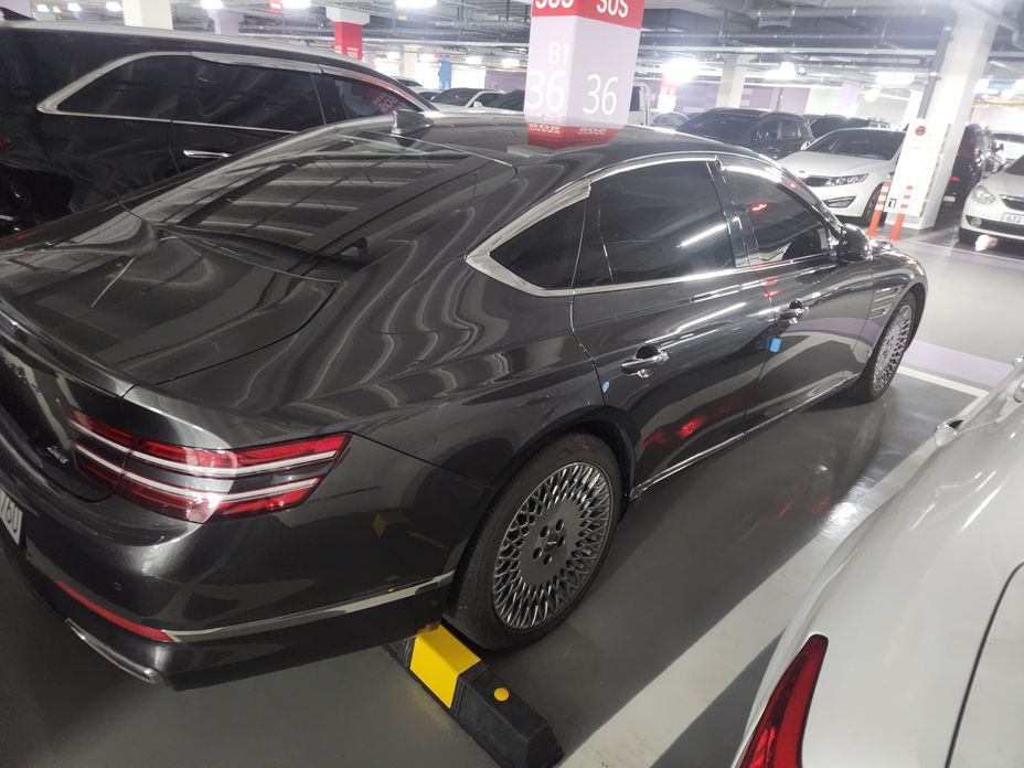 Genesis G80 Gasoline 2.5 Turbo 2WD, 2023