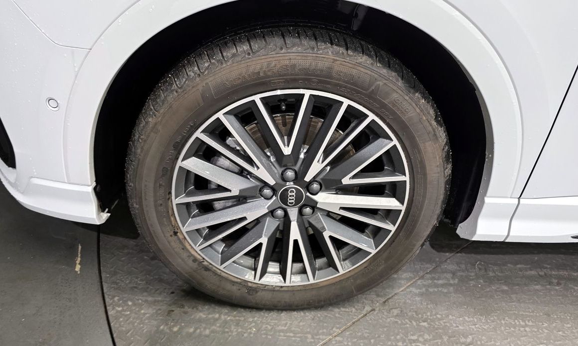 Audi Q3 40 TFSI Quattro, 2025