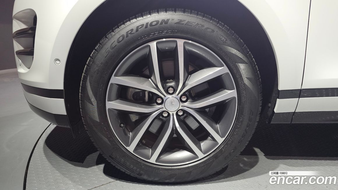 Land Rover Range Rover Evoque P250 R-Dynamic SE, 2024