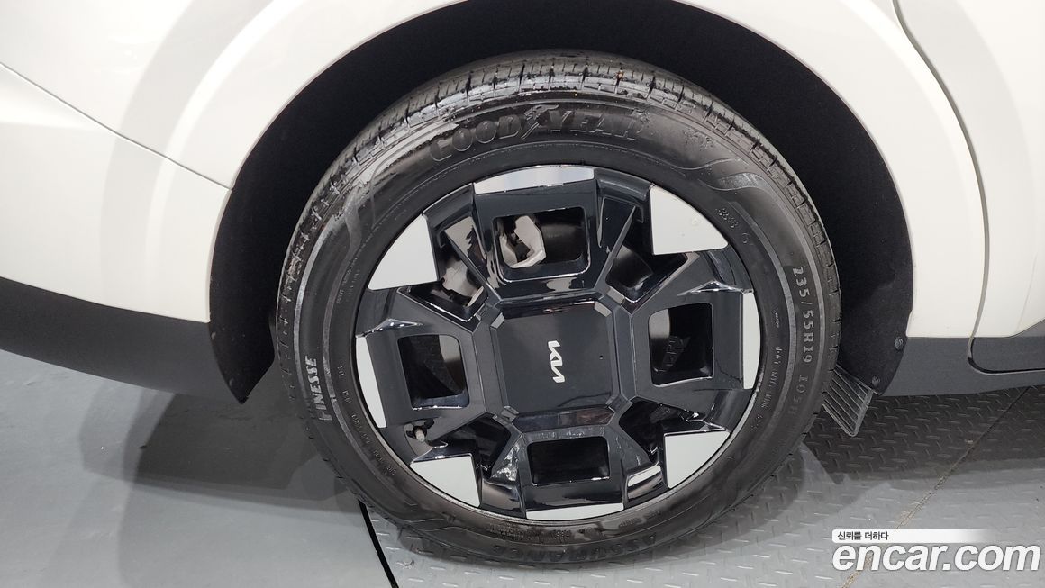 Kia Carnival 9-Seater Noblesse, 2025