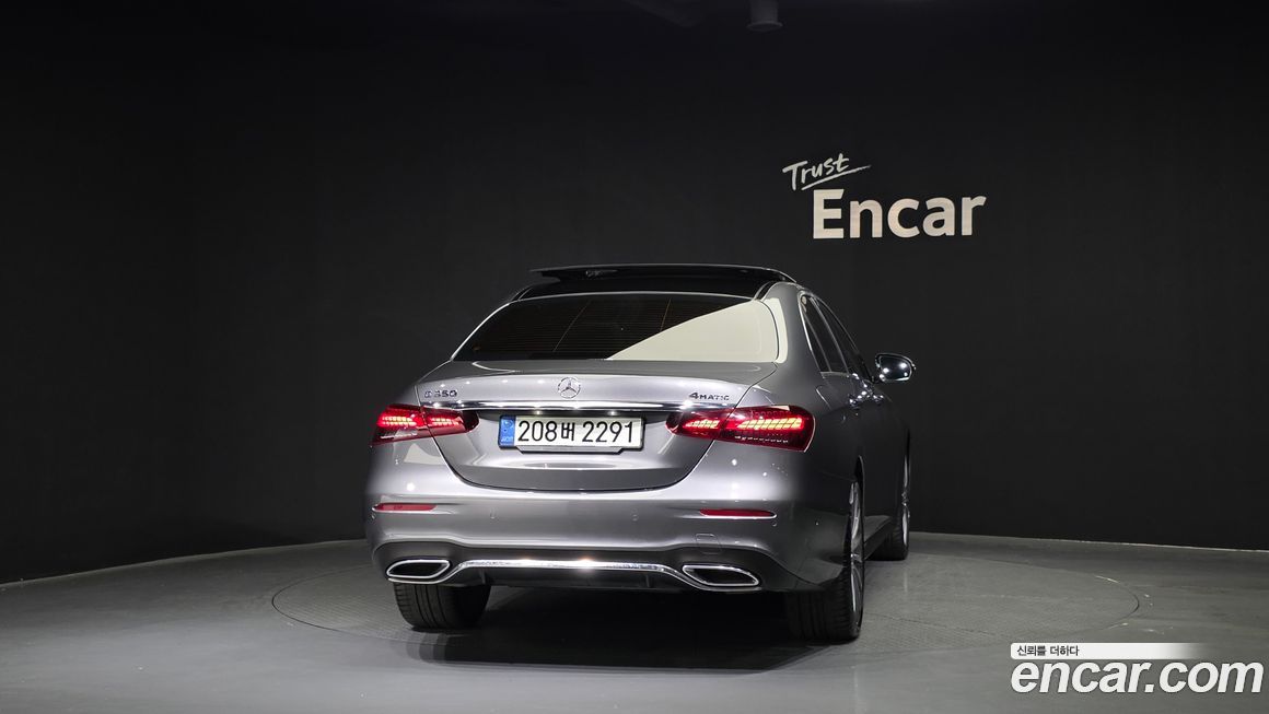 Mercedes-Benz E-Class E350 4MATIC AMG Line, 2022