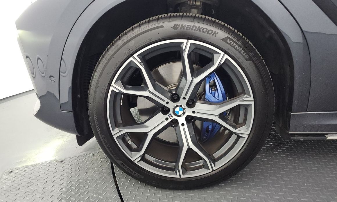 BMW X6 xDrive40i M Sport, 2022