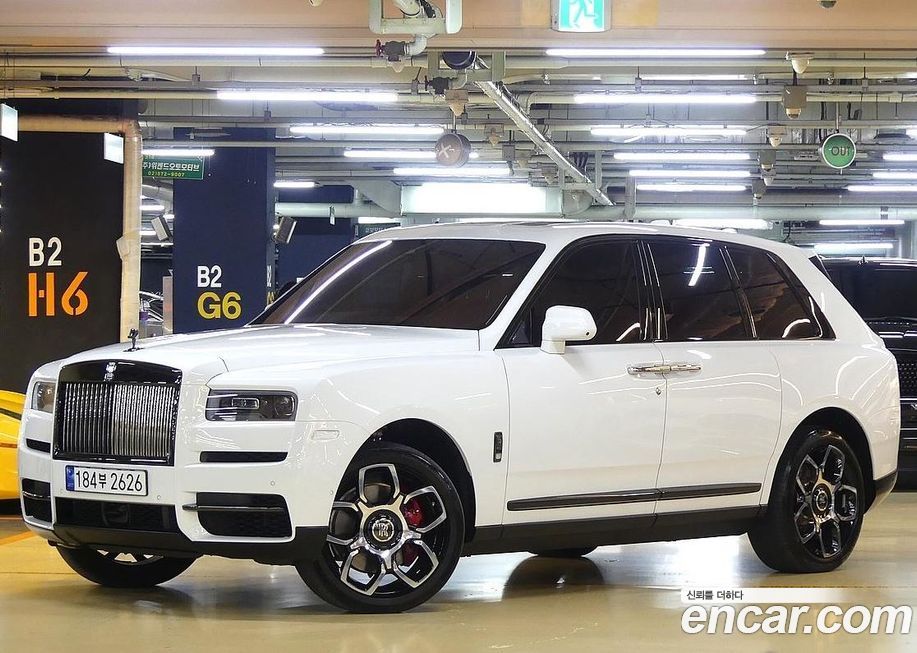 Rolls-Royce Cullinan 6.7 V12 Black Badge, 2023
