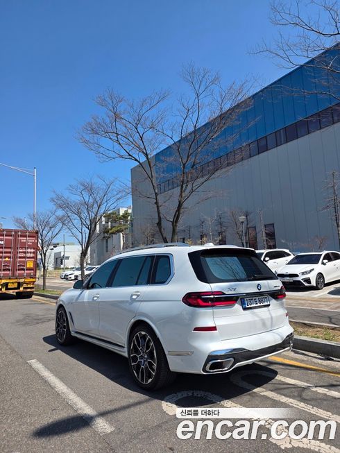 BMW X7 xDrive 40d M Sport 7 STR, 2025