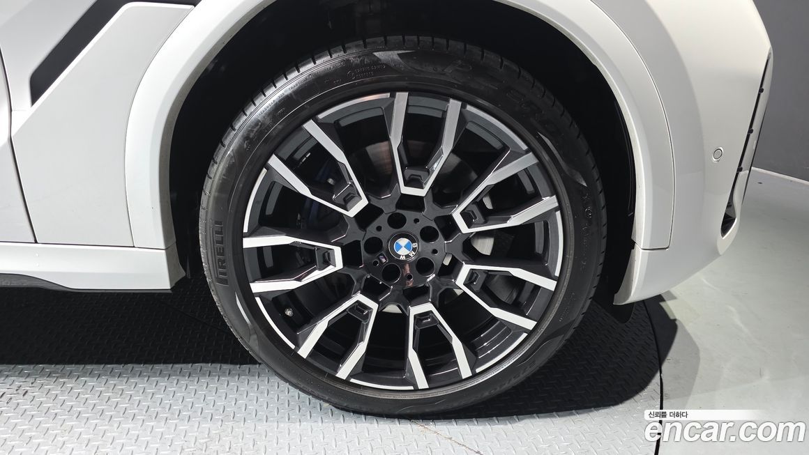 BMW X6 xDrive30d M Sport, 2025