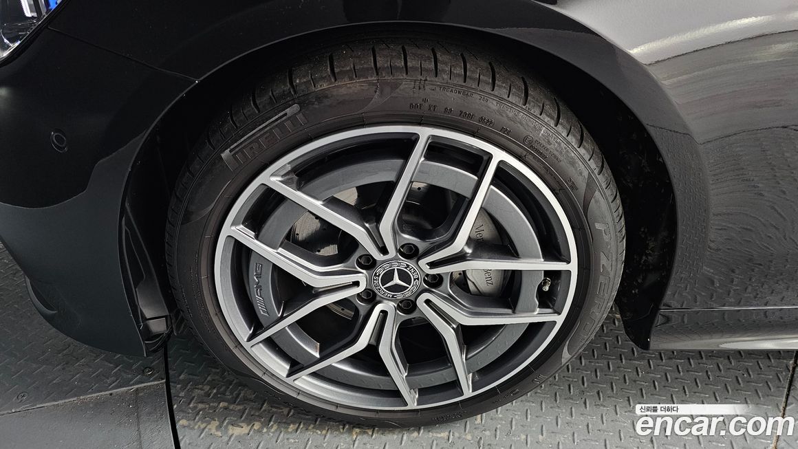 Mercedes-Benz E-Class E300d 4MATIC Coupe, 2023