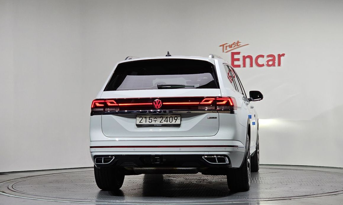 Volkswagen Atlas 2.0 TSI R-LINE 6-Seater, 2025
