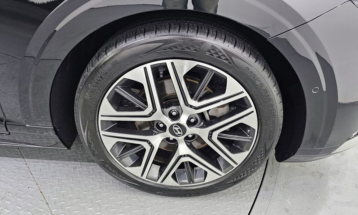 Hyundai Grandeur 2,5 Gasoline 2WD, 2023
