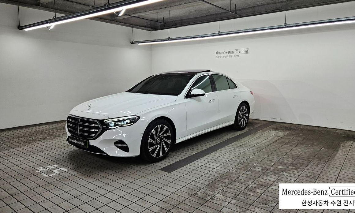Mercedes-Benz E-Class E300 4MATIC Exclusive, 2024