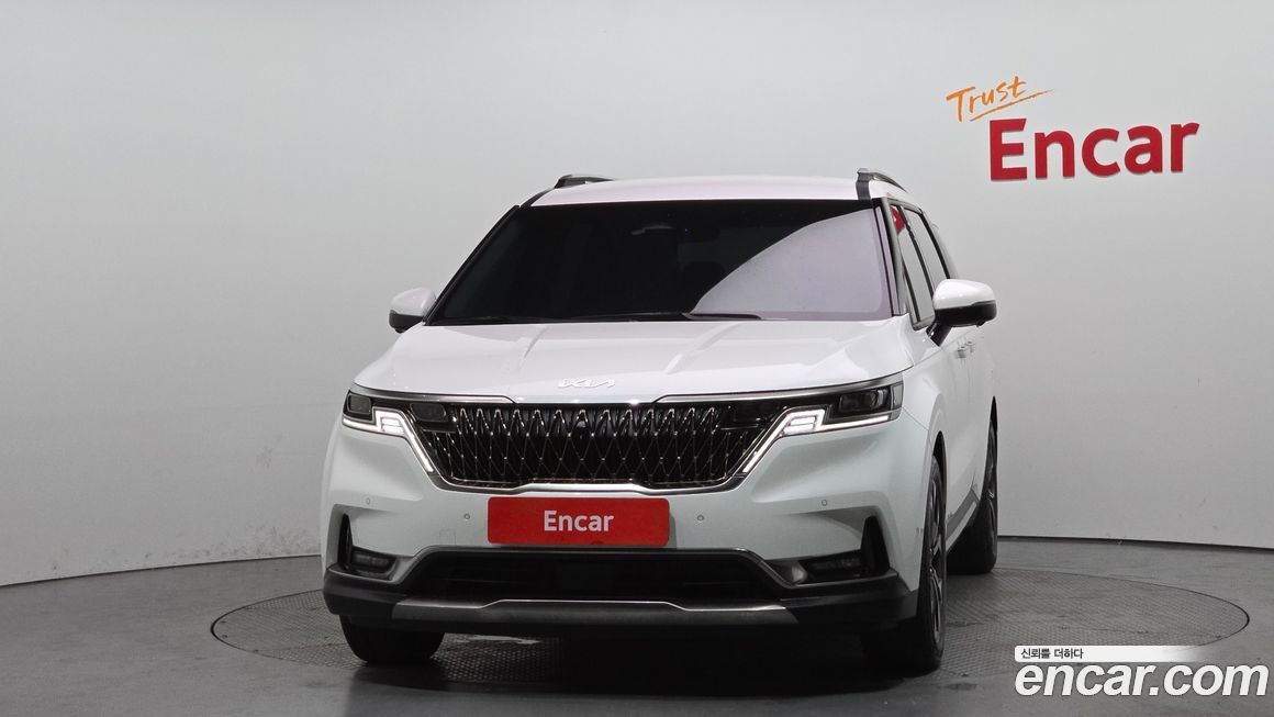 Kia Carnival 9-Seater Signature, 2023