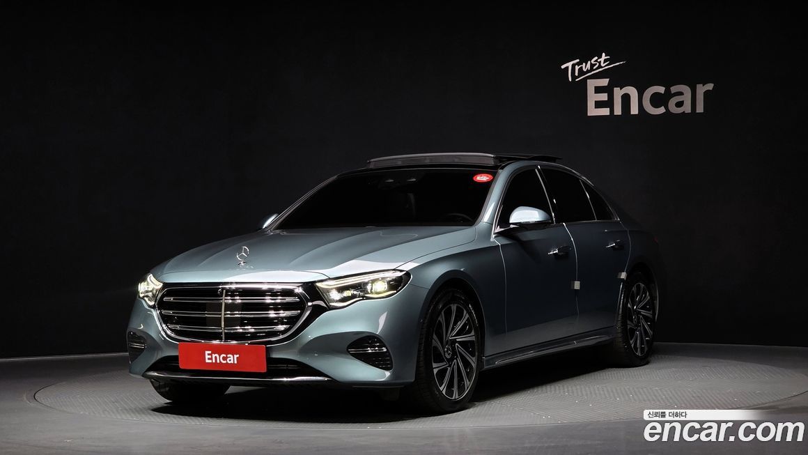 Mercedes-Benz E-Class E300 4MATIC Exclusive, 2024