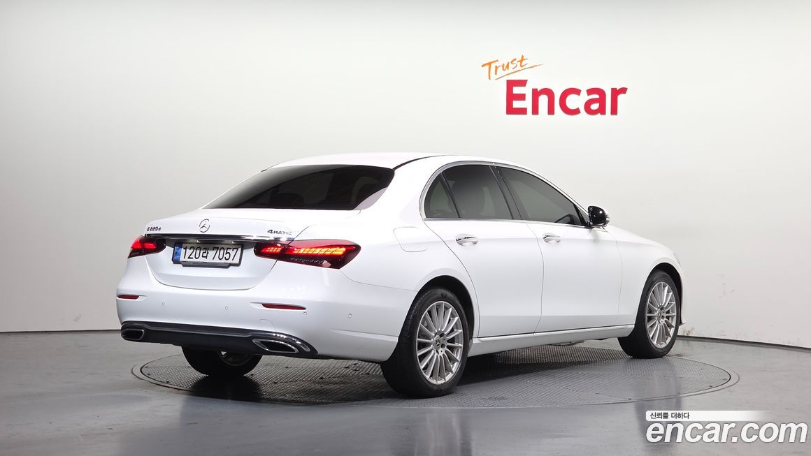 Mercedes-Benz E-Class E220d 4MATIC Exclusive, 2023