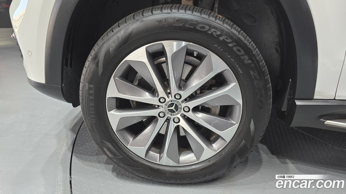 Mercedes-Benz GLE-Class GLE300d 4MATIC, 2023