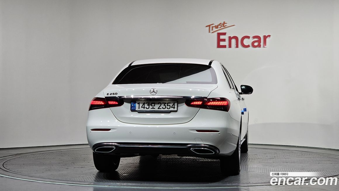 Mercedes-Benz E-Class E250 Exclusive, 2023