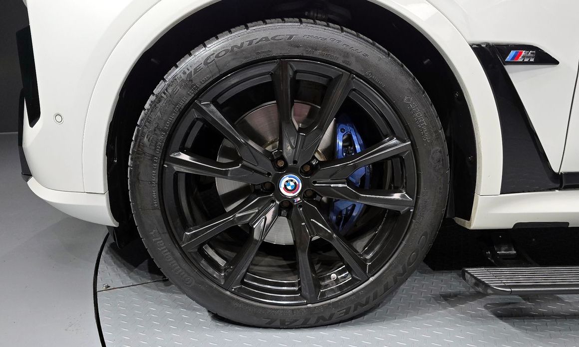 BMW X7 M60i xDrive M sport 6STR, 2024