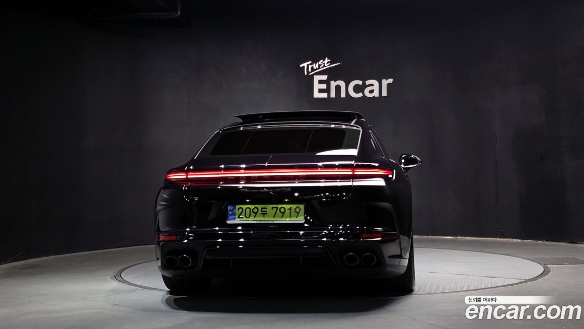 Porsche Panamera 4.0 GTS, 2025