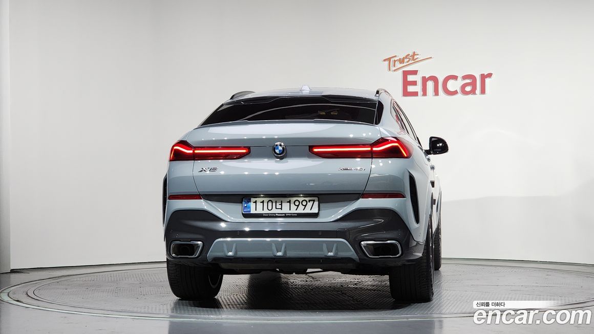BMW X6 xDrive40i M Sport, 2025