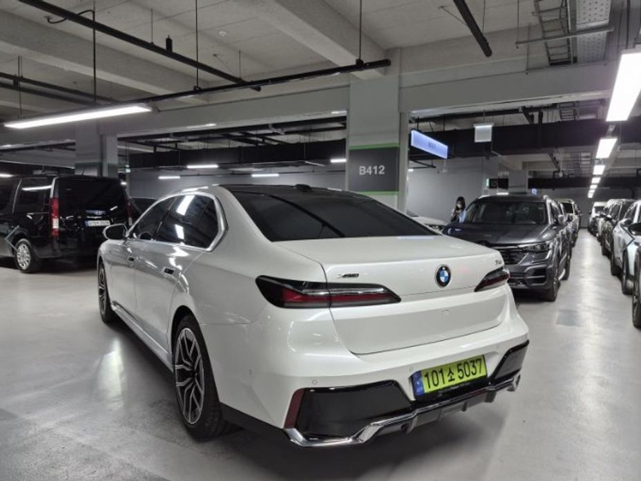 BMW 7-Series 740i xDrive M Sport Limited, 2024