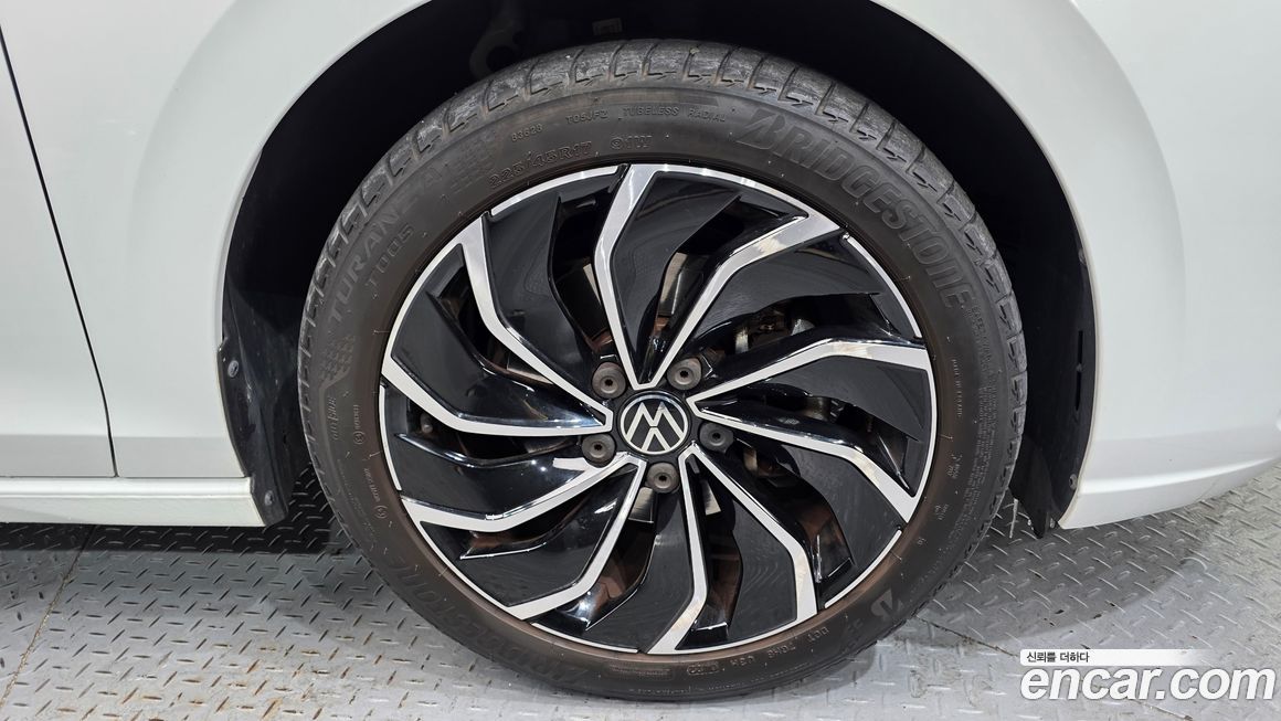 Volkswagen Golf 2.0 TDI Prestige, 2022