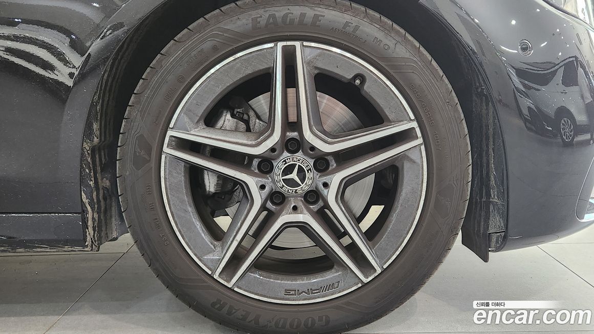 Mercedes-Benz E-Class E250 AMG Line, 2023