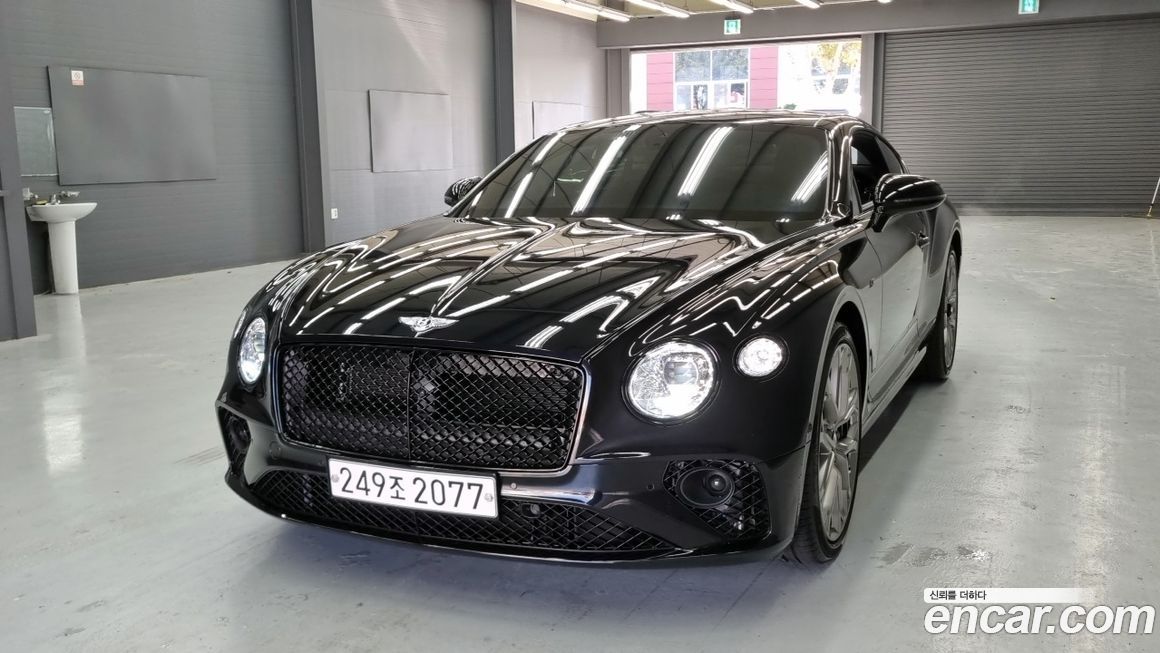 Bentley Continental 4.0 GTS, 2024