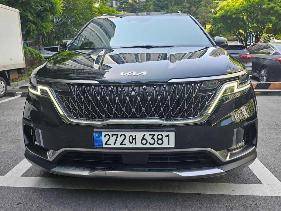 Kia Carnival 9-Seater Noblesse, 2023