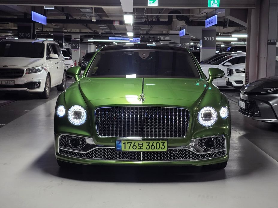 Bentley Flying Spur 4.0, 2022