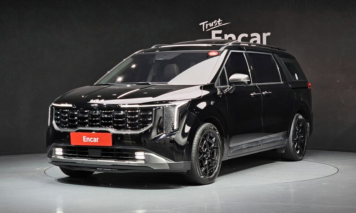 Kia Carnival 9-Seater Gravity, 2025