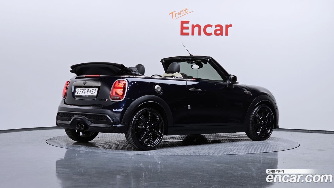 Mini Cooper Convertible Resolute Edition, 2024