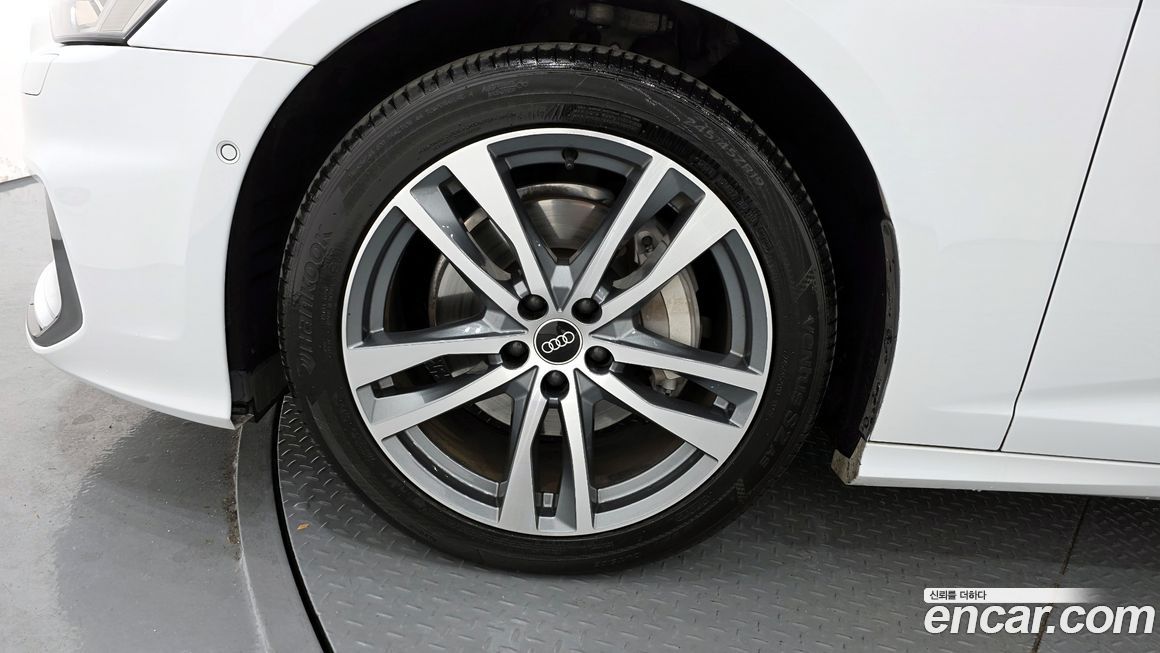 Audi A6 45 TFSI Premium, 2021