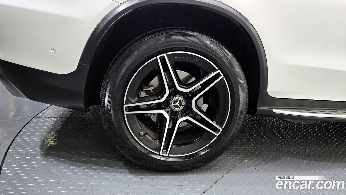 Mercedes-Benz GLC-Class GCL300 4MATIC Coupe, 2023