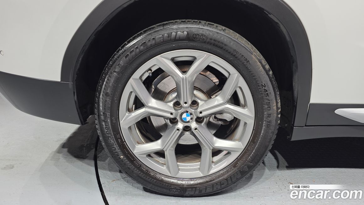 BMW X4 xDrive20i xLine, 2023