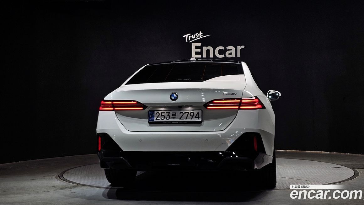 BMW 5-Series 520i M Sport, 2024