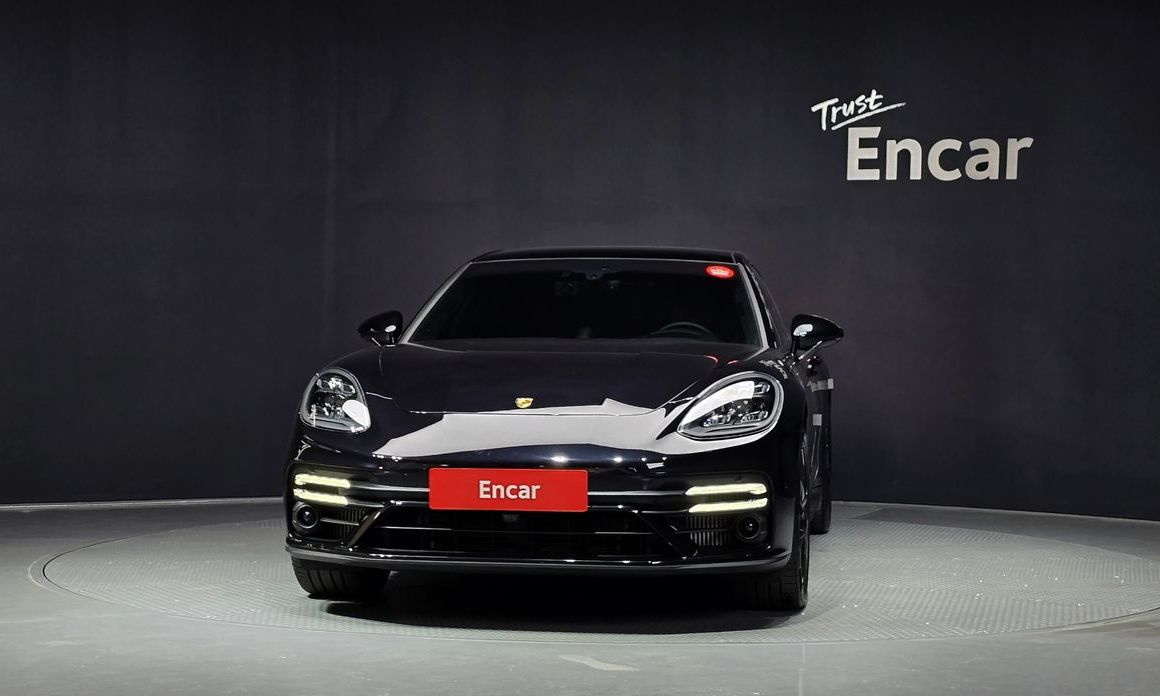 Porsche Panamera 4.0 GTS, 2023