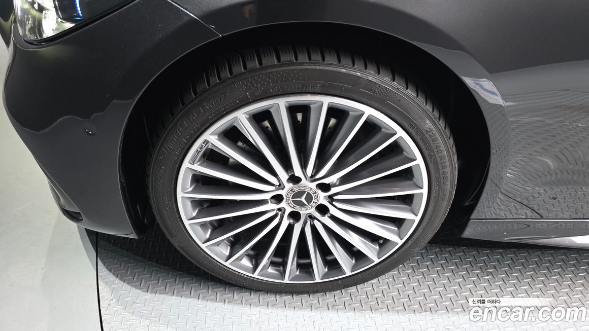 Mercedes-Benz C-Class C300 AMG Line, 2022