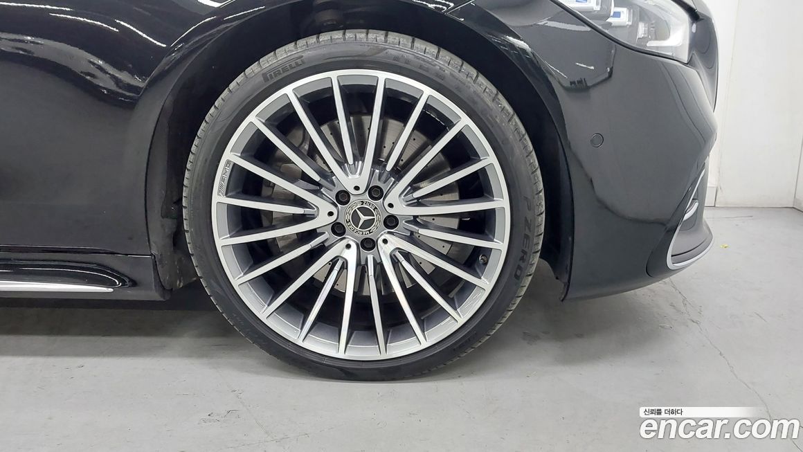 Mercedes-Benz S-Class S500L 4MATIC, 2023