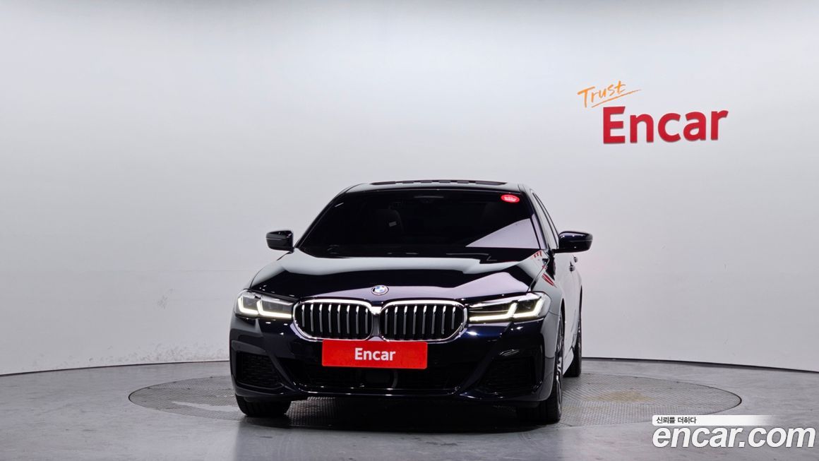 BMW 5-Series 530i M Sport Package, 2022