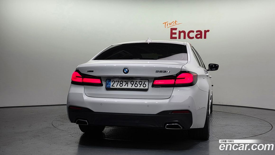 BMW 5-Series 523d xDrive M Sport, 2023